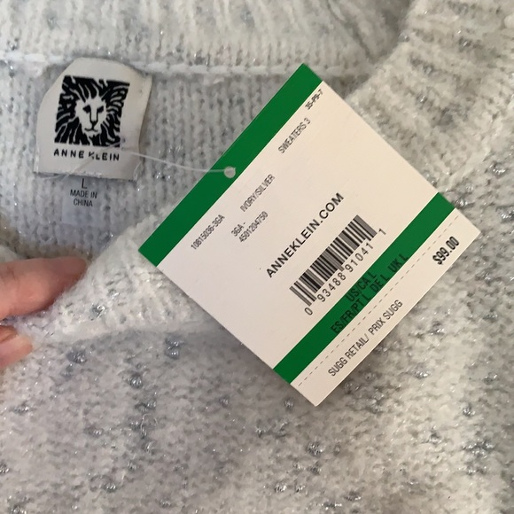 ANNE KLEIN SWEATER white with silver thread - Picture 5 of 11